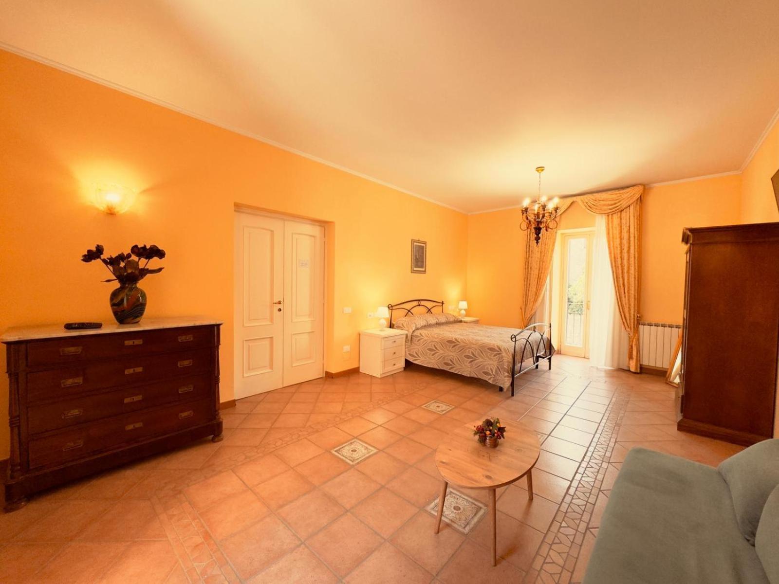 Casa Pepe - Fondi Vertice Rooms Dış mekan fotoğraf