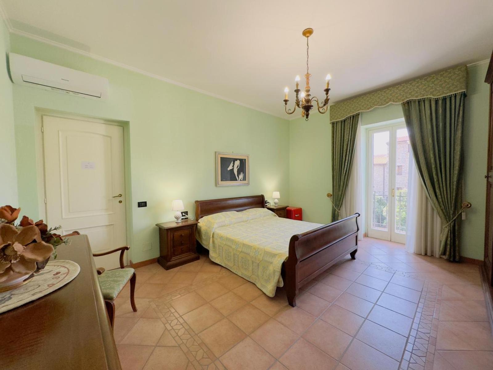 Casa Pepe - Fondi Vertice Rooms Dış mekan fotoğraf