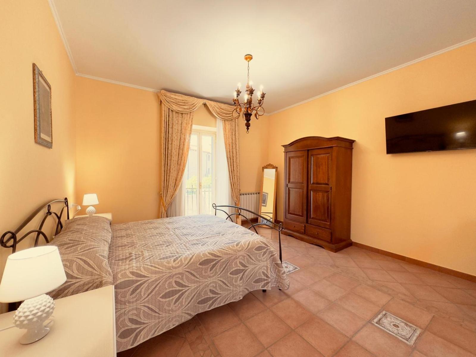Casa Pepe - Fondi Vertice Rooms Dış mekan fotoğraf