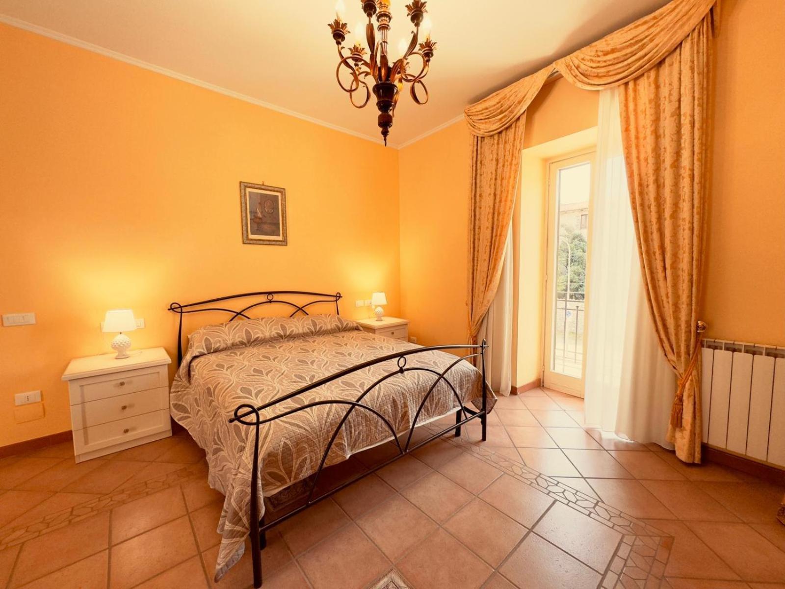Casa Pepe - Fondi Vertice Rooms Dış mekan fotoğraf
