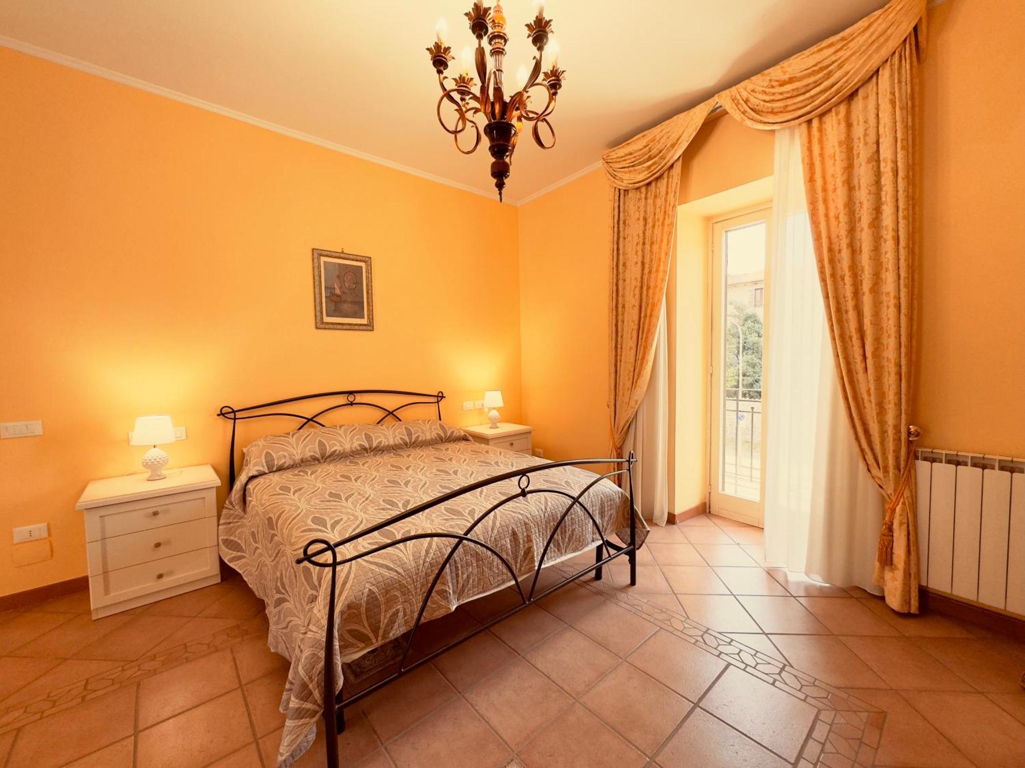 Casa Pepe - Fondi Vertice Rooms Dış mekan fotoğraf