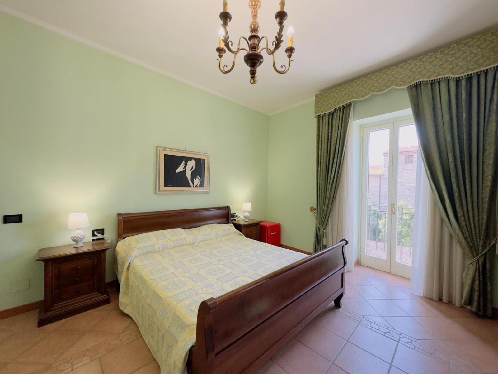 Casa Pepe - Fondi Vertice Rooms Dış mekan fotoğraf